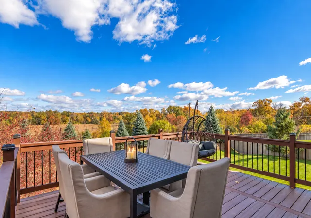 Photo 2 of Single family home for sale at 643 Parkside Ct, Saint Paul, MN 55123 | MLS# 7165430 | Listing updated on 2026-10-28