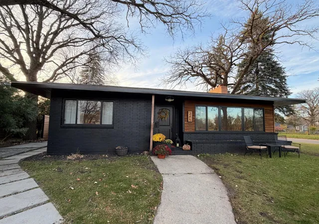 Photo 1 of Single family home for sale at 345 Merriam Ave N, Thief River Falls, MN 56701 | MLS# 7165433 | Listing updated on 2026-10-28