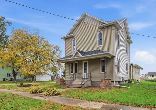 Photo 1 of Single family home for sale at 119 5th Avenue W, Minnesota Lake, MN 56068 | MLS# 7165449 | Listing updated on 2026-10-29