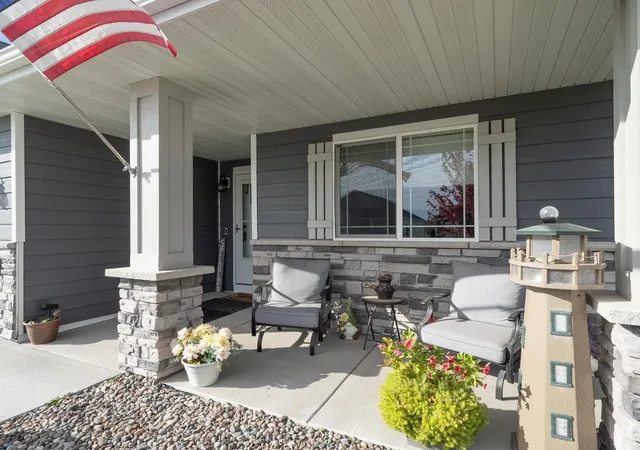 Photo 3 of Single family home for sale at 17790 Hoover St NW, Elk River, MN 55330 | MLS# 7165480 | Listing updated on 2026-10-30