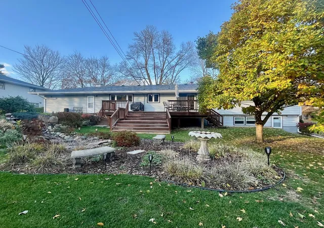 Photo 1 of Single family home for sale at 10 Roger Rd, Saint Cloud, MN 56301 | MLS# 7165490 | Listing updated on 2026-10-30