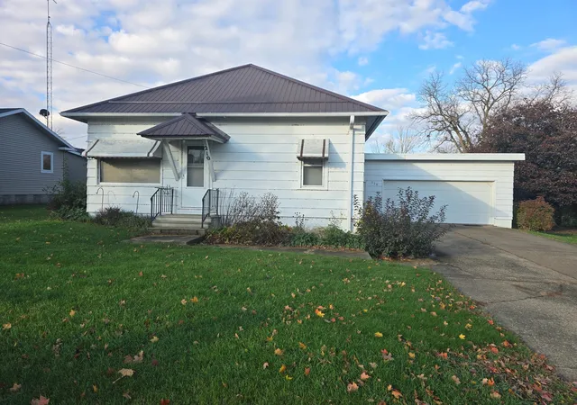 Photo 1 of Single family home for sale at 210 Dugan St S, Welcome, MN 56181 | MLS# 7165527 | Listing updated on 2026-10-28