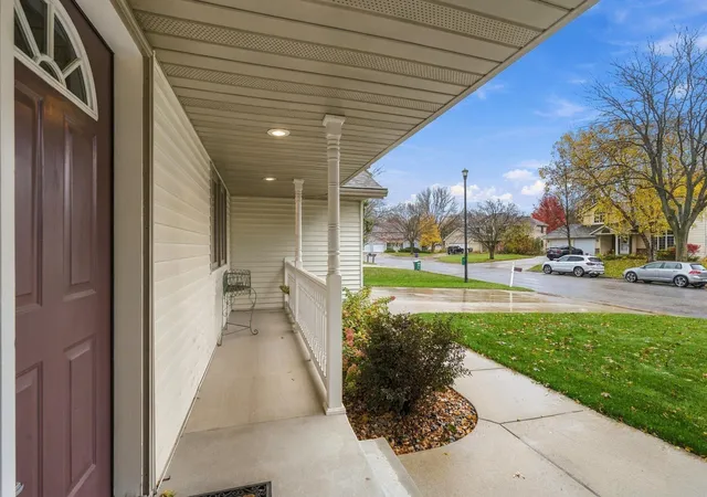 Photo 2 of Single family home for sale at 201 Douglas Dr, Glencoe, MN 55336 | MLS# 7165567 | Listing updated on 2026-10-30
