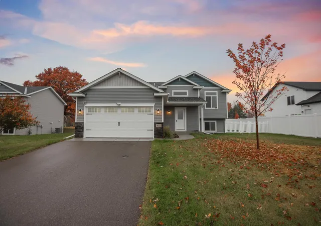 Single family home for sale at 422 19th Avenue N, Sartell, MN 56377 | MLS# 7165588
