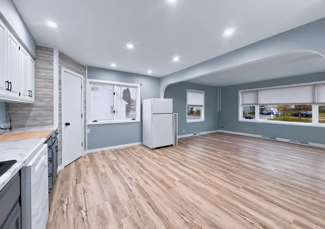 Photo 3 of Single family home for sale at 121 24th Street NE, Bemidji, MN 56601 | MLS# 7165596 | Listing updated on 2026-10-28