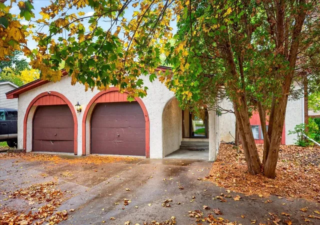 Photo 2 of Single family home for sale at 2305 E 115th Street, Burnsville, MN 55337 | MLS# 7165599 | Listing updated on 2026-10-28