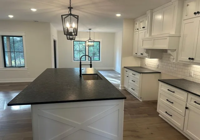 Photo 4 of Single family home for sale at 4466 Chainview Dr NW, Alexandria, MN 56308 | MLS# 7165604 | Listing updated on 2026-10-29