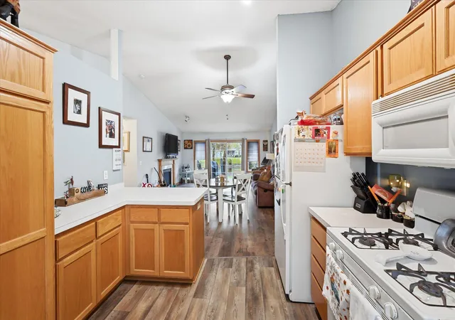 Photo 4 of Single family home for sale at 10115 Karston Cvs NE, Albertville, MN 55301 | MLS# 7165625 | Listing updated on 2026-10-29