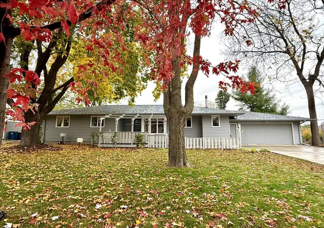 Single family home for sale at 400 Ivanhoe Ave, Northfield, MN 55057 | MLS# 7165657