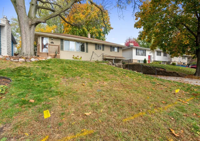 Photo 2 of Single family home for sale at 1900 2nd Street N, South Saint Paul, MN 55075 | MLS# 7165682 | Listing updated on 2026-10-29
