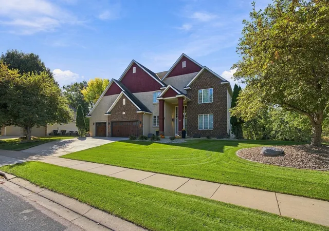 Photo 1 of Single family home for sale at 6228 Oxford Rd S, Shakopee, MN 55379 | MLS# 7165696 | Listing updated on 2026-10-29