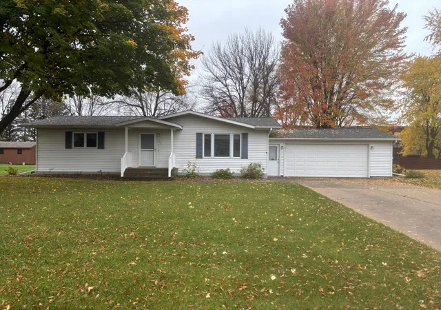 Photo 1 of Single family home for sale at 704 19th Street S, Benson, MN 56215 | MLS# 7165703 | Listing updated on 2026-10-28