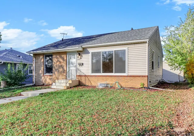 Photo 1 of Single family home for sale at 1629 Hazel St N, Saint Paul, MN 55119 | MLS# 7165749 | Listing updated on 2026-10-28