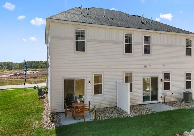 Photo 1 of Single family home for sale at 5401 Queens Dr NW, Rochester, MN 55901 | MLS# 7165778 | Listing updated on 2026-10-28