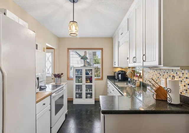 Photo 1 of Single family home for sale at 1190 Ottawa Ave, Saint Paul, MN 55118 | MLS# 7165790 | Listing updated on 2026-10-28