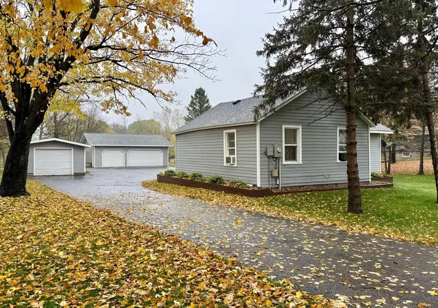 Photo 2 of Single family home for sale at 25 Fairy Lake Rd, Sauk Centre, MN 56378 | MLS# 7165838 | Listing updated on 2026-10-29