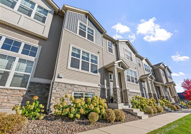 Photo 1 of Single family home for sale at 7692 77th Place, Victoria, MN 55386 | MLS# 7165910 | Listing updated on 2026-10-29