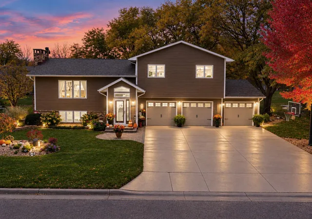 Photo 1 of Single family home for sale at 1309 Oriole Dr, Albert Lea, MN 56007 | MLS# 7165931 | Listing updated on 2026-10-29