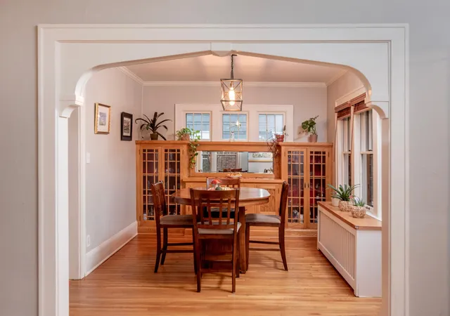 Photo 3 of Single family home for sale at 1880 Jefferson Ave, Saint Paul, MN 55105 | MLS# 7165967 | Listing updated on 2026-10-29