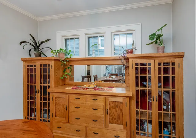 Photo 3 of Single family home for sale at 1880 Jefferson Ave, Saint Paul, MN 55105 | MLS# 7165967 | Listing updated on 2026-10-29