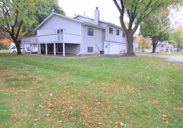 Photo 2 of Single family home for sale at 15566 Cornell Trl, Rosemount, MN 55068 | MLS# 7166033 | Listing updated on 2026-10-29