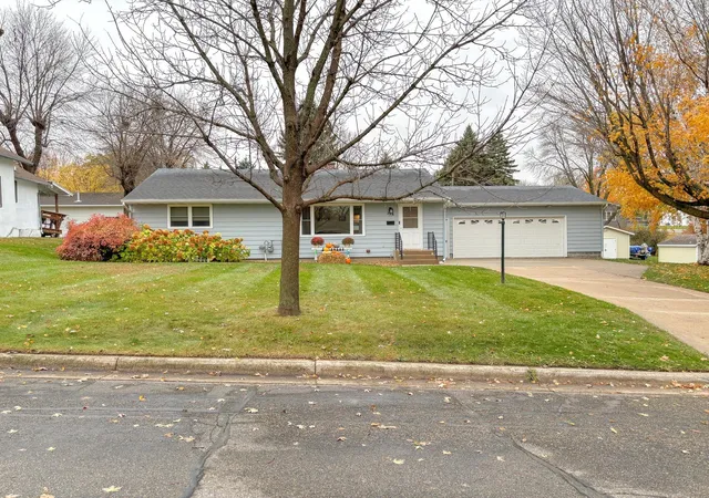 Photo 1 of Single family home for sale at 214 E Douglas Ave, Fergus Falls, MN 56537 | MLS# 7166046 | Listing updated on 2026-10-29