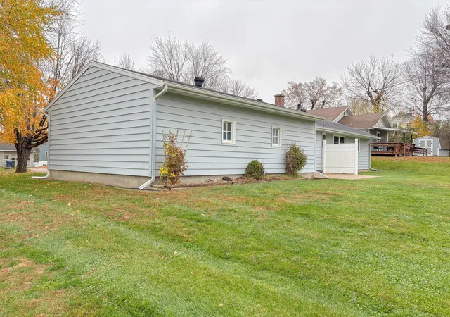 Photo 2 of Single family home for sale at 214 E Douglas Ave, Fergus Falls, MN 56537 | MLS# 7166046 | Listing updated on 2026-10-29