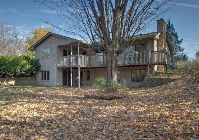 Photo 1 of Single family home for sale at 527 Sunset Ln N, Cambridge, MN 55008 | MLS# 7166104 | Listing updated on 2026-10-29