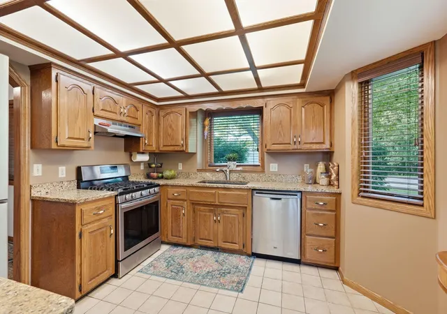 Photo 3 of Single family home for sale at 651 Allen Ave, Saint Paul, MN 55117 | MLS# 7166108 | Listing updated on 2026-10-29