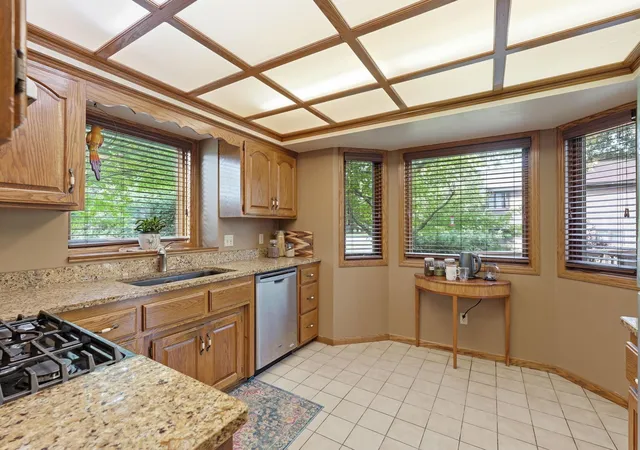 Photo 3 of Single family home for sale at 651 Allen Ave, Saint Paul, MN 55117 | MLS# 7166108 | Listing updated on 2026-10-29