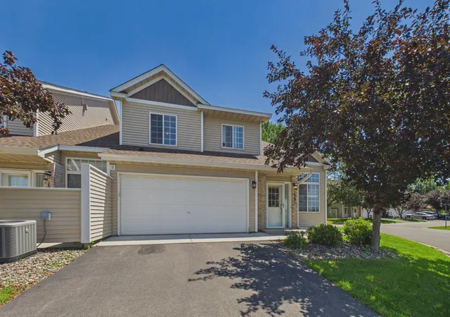 Photo 1 of Single family home for sale at 1781 Stone Meadow Blvd, Shakopee, MN 55379 | MLS# 7166126 | Listing updated on 2026-10-28