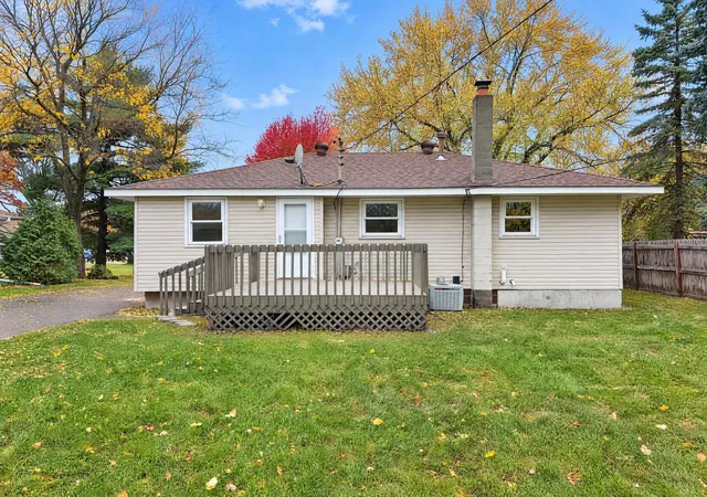 Photo 4 of Single family home for sale at 6679 Arthur St NE, Minneapolis, MN 55432 | MLS# 7166130 | Listing updated on 2026-10-29