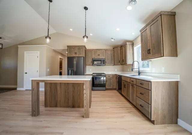 Photo 3 of Single family home for sale at 208 Pine St NW, New London, MN 56273 | MLS# 7166150 | Listing updated on 2026-10-29