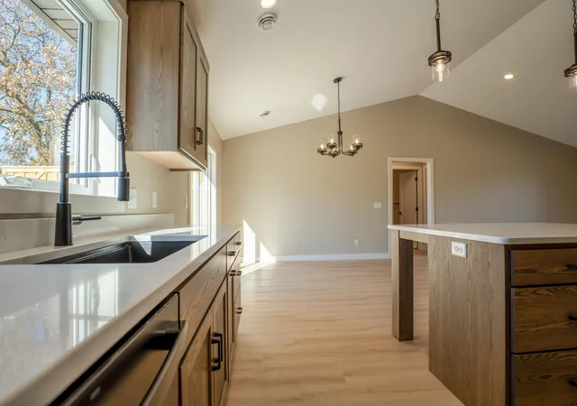 Photo 4 of Single family home for sale at 208 Pine St NW, New London, MN 56273 | MLS# 7166150 | Listing updated on 2026-10-29