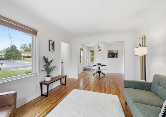 Photo 4 of Single family home for sale at 1010 Evergreen Ln N, Minneapolis, MN 55441 | MLS# 7166169 | Listing updated on 2026-10-29