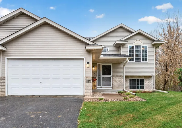 Photo 2 of Single family home for sale at 30573 Redding Ave, Shafer, MN 55074 | MLS# 7166202 | Listing updated on 2026-10-29