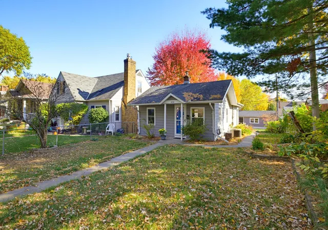 Photo 1 of Single family home for sale at 4733 36th Avenue S, Minneapolis, MN 55406 | MLS# 7166338 | Listing updated on 2026-10-29