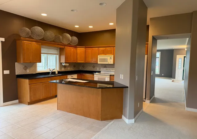 Photo 4 of Single family home for sale at 2531 7th Avenue SE, Willmar, MN 56201 | MLS# 7166343 | Listing updated on 2026-10-29