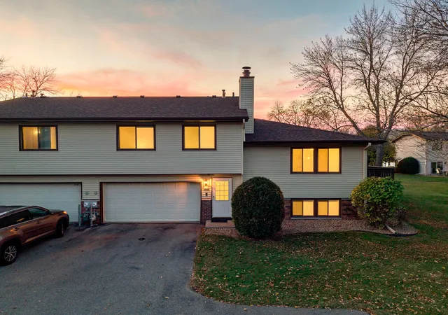 Photo 1 of Single family home for sale at 8717 N Maplebrook Cir, Minneapolis, MN 55445 | MLS# 7166382 | Listing updated on 2026-10-29