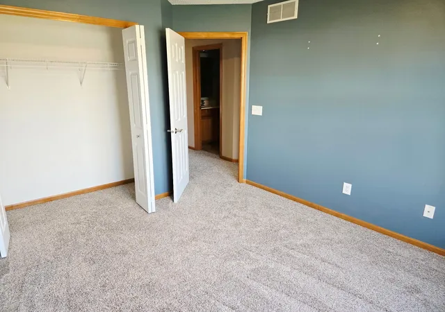 Photo 4 of Single family home for sale at 15648 Emerald Dr N #4, Hugo, MN 55038 | MLS# 7166398 | Listing updated on 2026-10-30