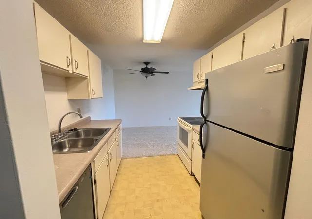 Photo 2 of Condo for sale at 401 E Burnsville Pkwy #218, Burnsville, MN 55337 | MLS# 7166400 | Listing updated on 2026-10-31