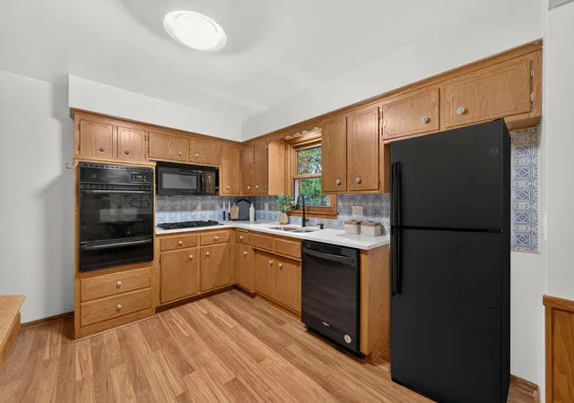 Photo 4 of Single family home for sale at 2199 Long Lake Rd, Saint Paul, MN 55112 | MLS# 7166405 | Listing updated on 2026-10-29