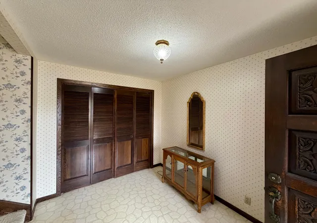 Photo 2 of Single family home for sale at 3008 Rivershore Dr, Moorhead, MN 56560 | MLS# 7166407 | Listing updated on 2026-10-29