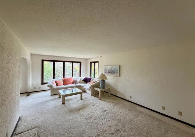 Photo 3 of Single family home for sale at 3008 Rivershore Dr, Moorhead, MN 56560 | MLS# 7166407 | Listing updated on 2026-10-29