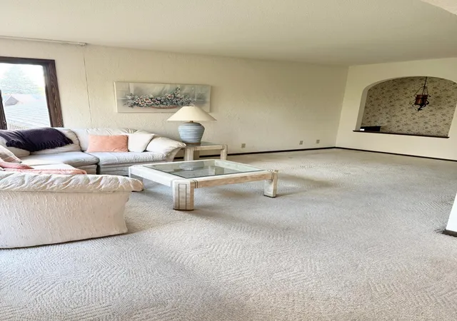 Photo 4 of Single family home for sale at 3008 Rivershore Dr, Moorhead, MN 56560 | MLS# 7166407 | Listing updated on 2026-10-29