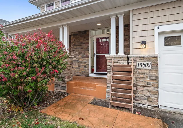 Photo 4 of Single family home for sale at 15403 Plumstone Dr, Eden Prairie, MN 55347 | MLS# 7166479 | Listing updated on 2026-10-29