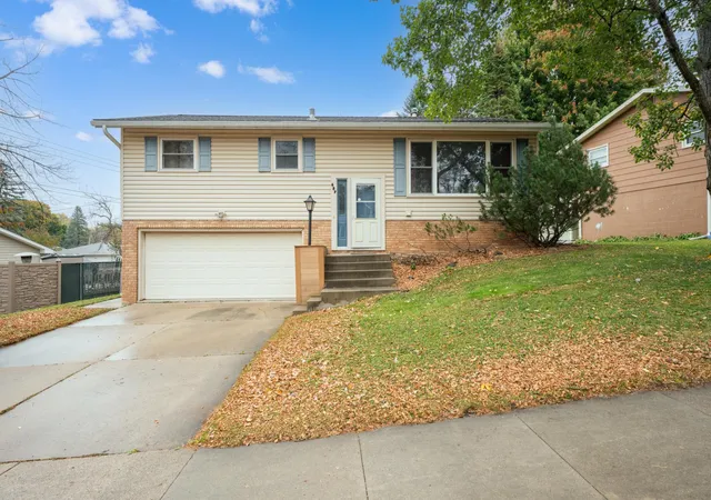 Single family home for sale at 627 26th Street NW, Rochester, MN 55901 | MLS# 7166480