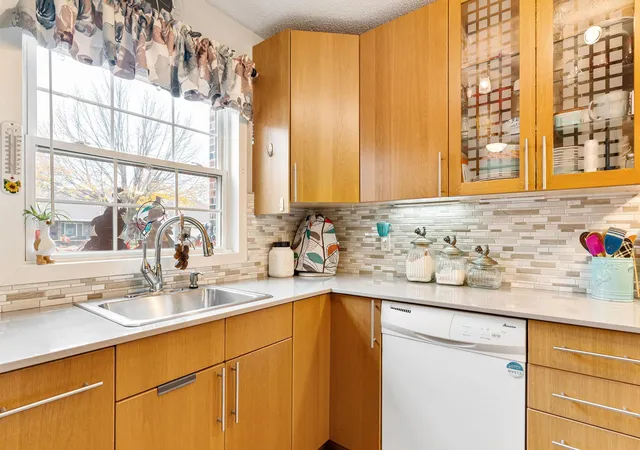 Photo 2 of Single family home for sale at 1513 5th Avenue Nw, Austin, MN 55912 | MLS# 7166508 | Listing updated on 2026-10-29