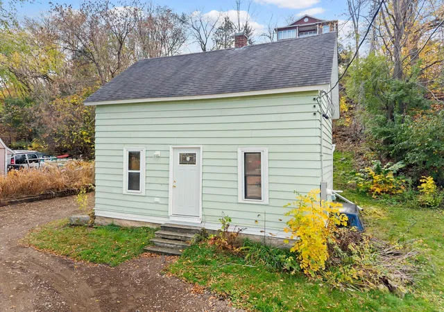 Single family home for sale at 318 Jefferson St, Red Wing, MN 55066 | MLS# 7166517