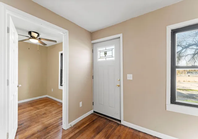 Photo 3 of Single family home for sale at 318 Jefferson St, Red Wing, MN 55066 | MLS# 7166517 | Listing updated on 2026-10-29